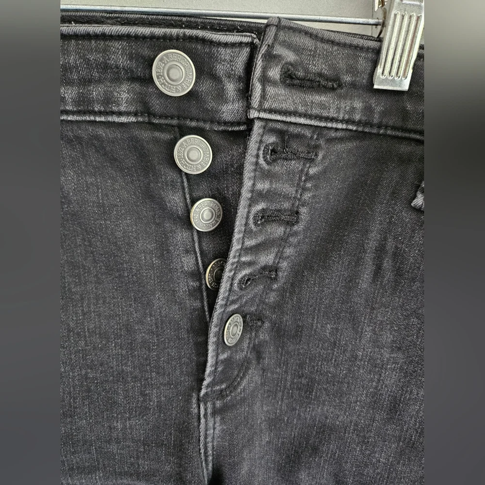 Abercrombie & Fitch Black High Rise Super Skinny Jeans